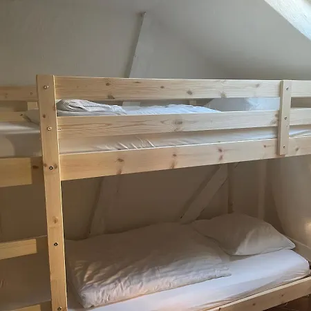 Lindas Beauty Hostel * 취리히